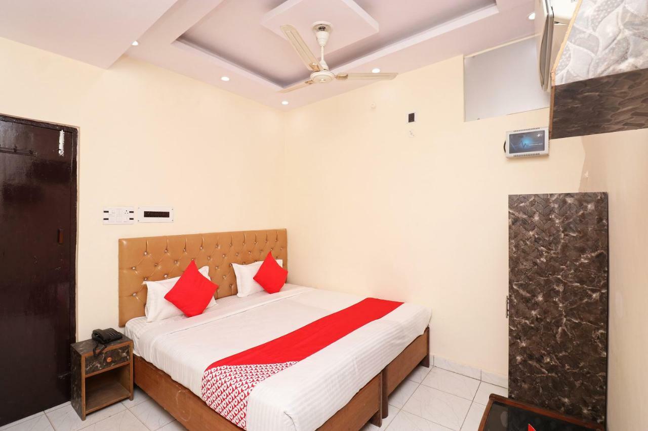 لاكناو Oyo 30288 Hotel Moon Palace المظهر الخارجي الصورة