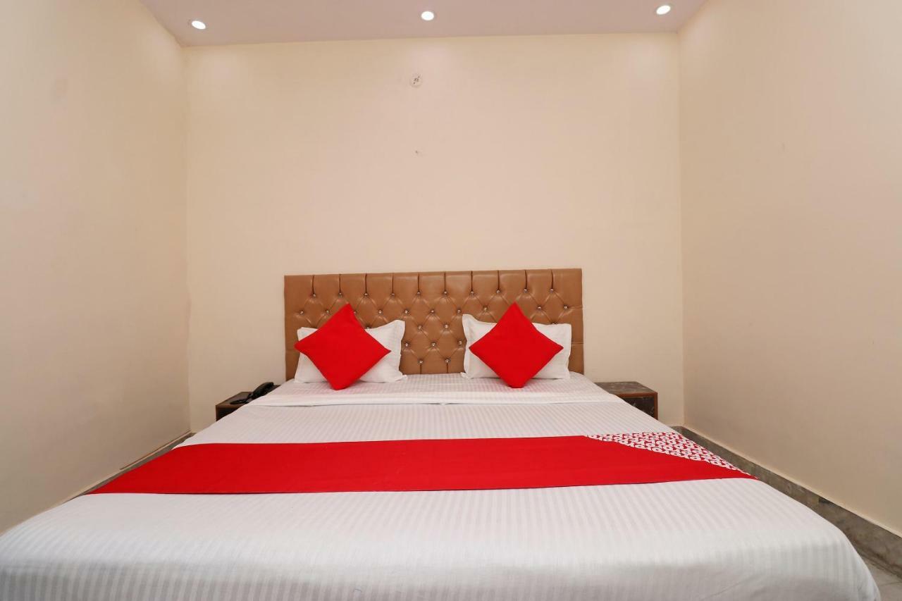 لاكناو Oyo 30288 Hotel Moon Palace المظهر الخارجي الصورة
