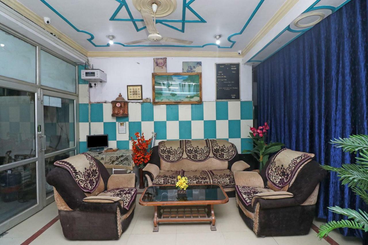 لاكناو Oyo 30288 Hotel Moon Palace المظهر الخارجي الصورة